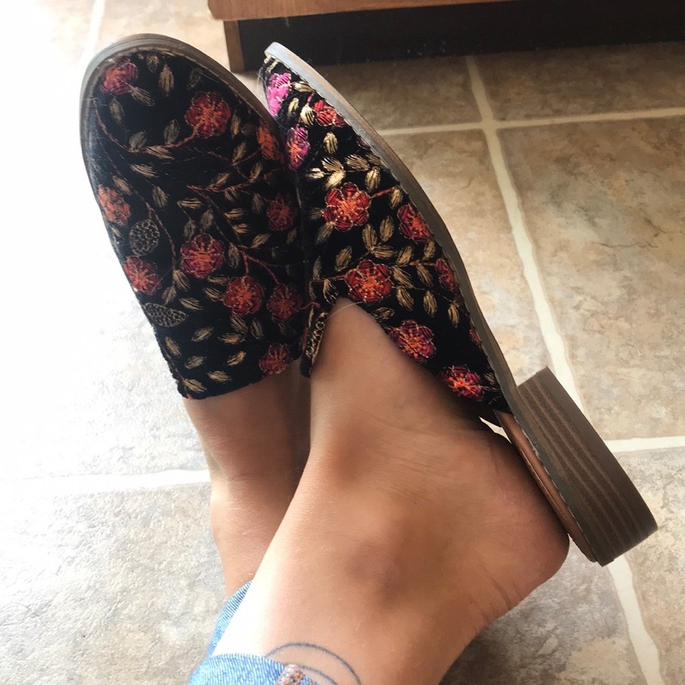 Cute embroidered mule slip ons